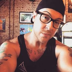 Meet your Posher, Nicholas